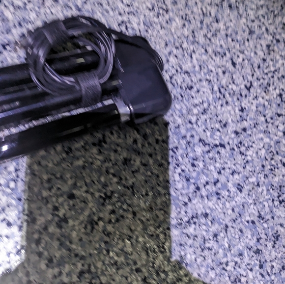 2 Blacklights - Picture 2 of 2